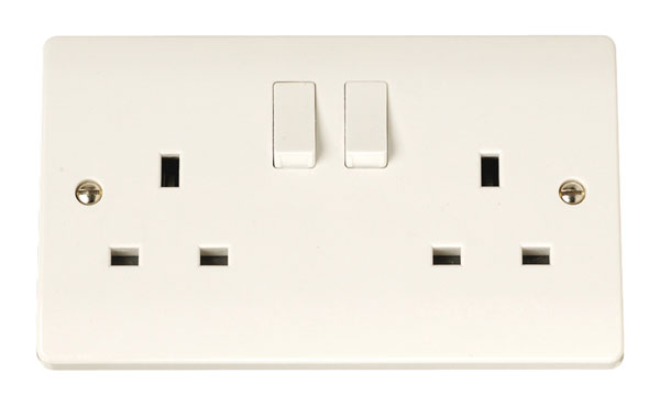 Click Curva CCA606 13A 2 Gang Single Pole Switched Socket Outlet