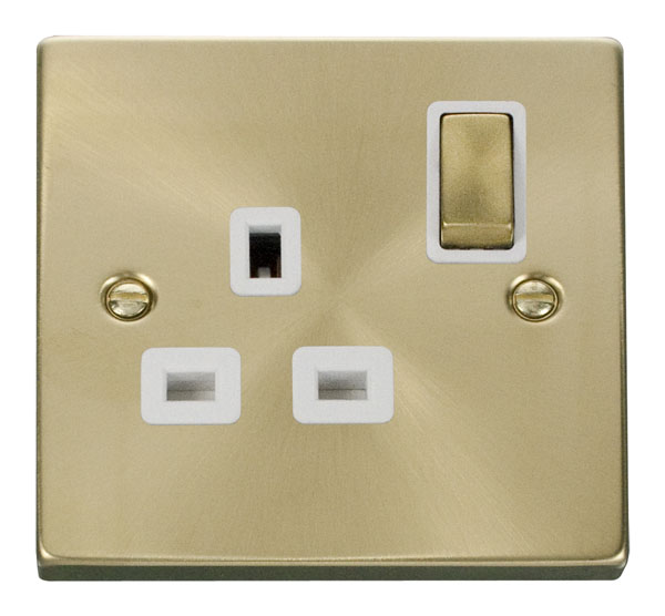 Click Deco Satin Brass 13A Single Switched Socket VPSB535WH