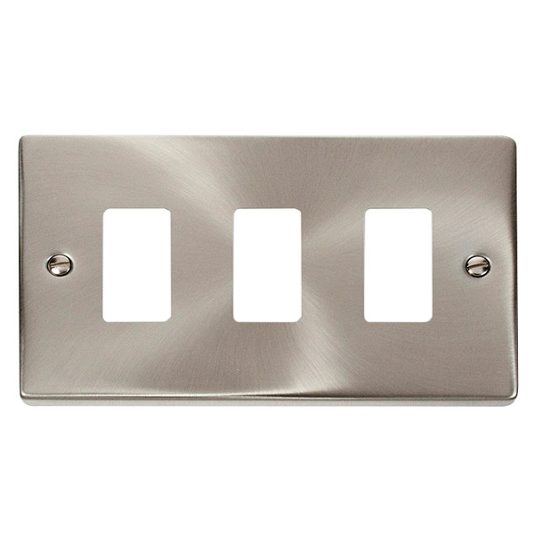 Click Deco Satin Chrome 3 Gang Grid Pro Front Plate VPSC20403