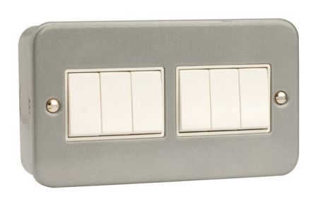 Click Metal Clad 10AX 6 Gang 2 Way Plate Switch CL105