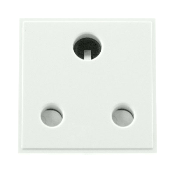 Click New Media MM033WH 15A Round Pin Socket Outlet White
