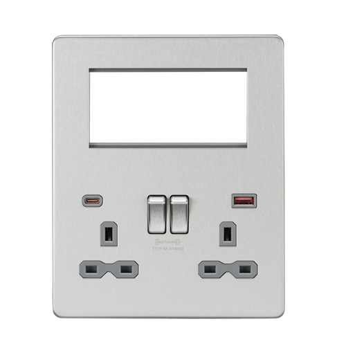 Knightsbridge Screwless Flat Plate Brushed Chrome Small Multimedia Combination Plate with FASTCHARGE USB SFR994BCG
